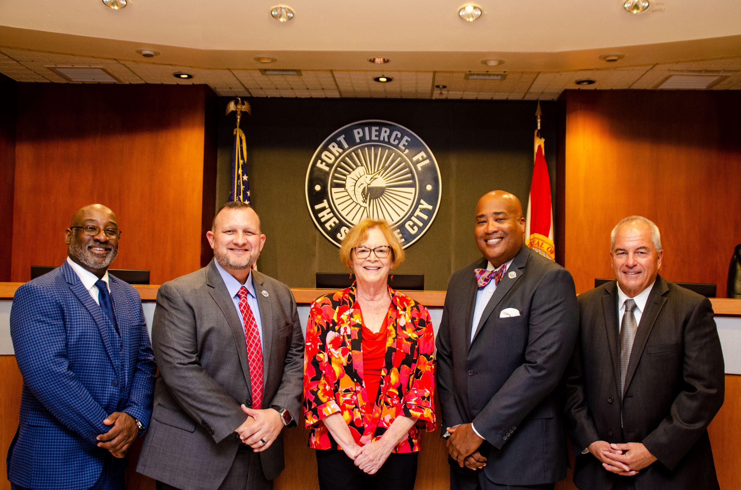 COmmission_NewGroup_Photo